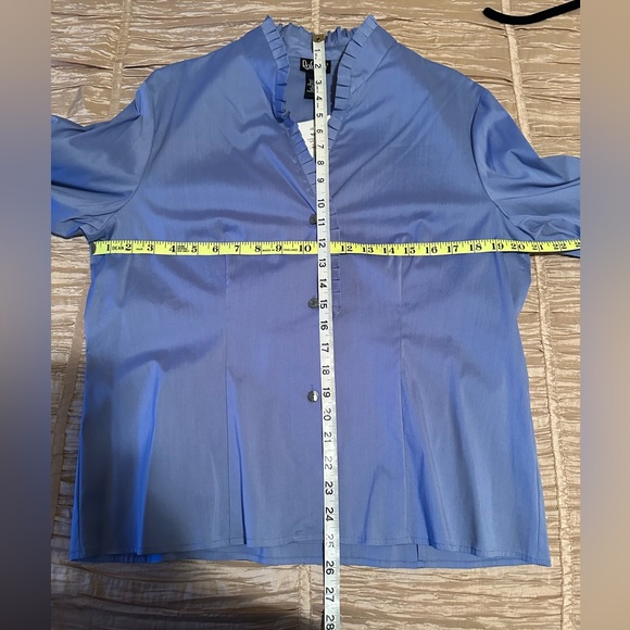 NWT Rafaella button down - Picture 5 of 5